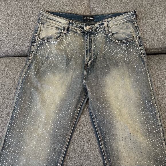 Chasing A Dream Embellished Stretch Straight Leg Jeans - Vintage Wash - Picture 4 of 7